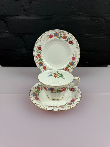 Royal crown derby - royal, chatsworth