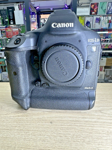 Canon eos mark ii - x,