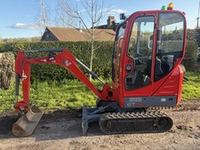Wacker Neuson ET16 mini digger