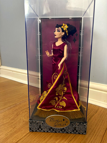Disney villains designer - disney,