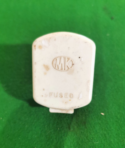 Vintage white bakelite 13 - mk,