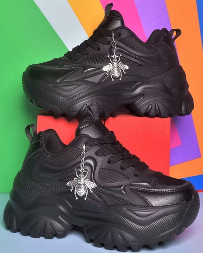 Woman black chunky - woman’s,
