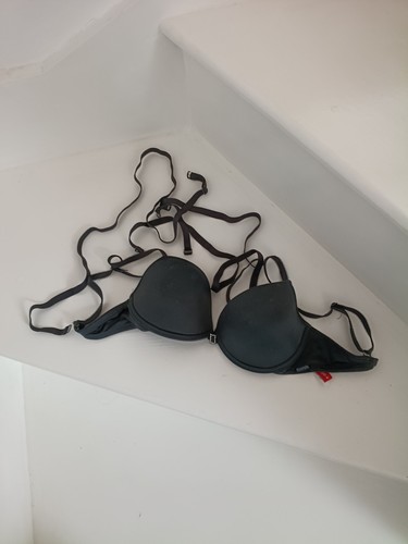 Triumph multiway black padded