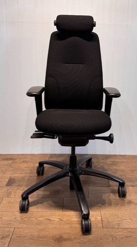 New logic 220 office - new,