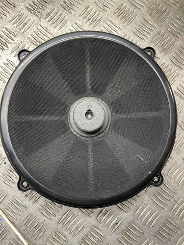 Infiniti m30 subwoofer - infiniti,