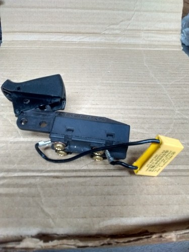 Bosch gof2000 plunge - bosch, ce