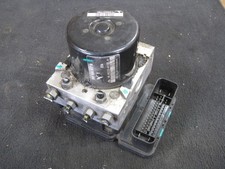 Audi TT ABS Controller - Pump