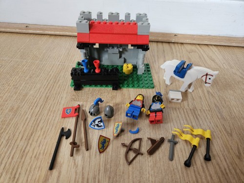 Lego set 6041 armor shop - lego,