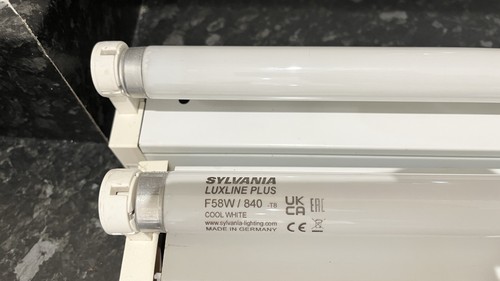 5ft twin fluorescent light - 5ft,