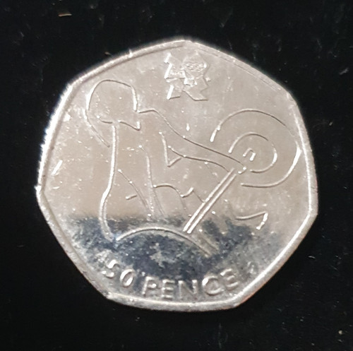 2011 elizabeth 50p - 2011,