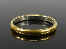 VERY UNIQUE 22CT SOLID GOLD &