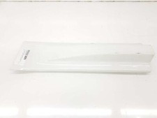 LR125993 rear door car molding