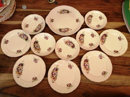 Royal art pottery longton - royal,