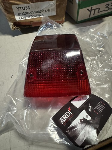 Rear back tail - back, light