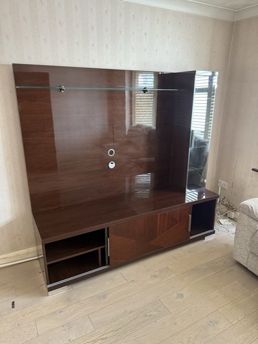Modern italian unit - tv,