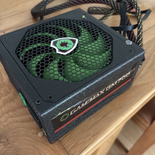 Gamemax 700w psu flat - flat, black