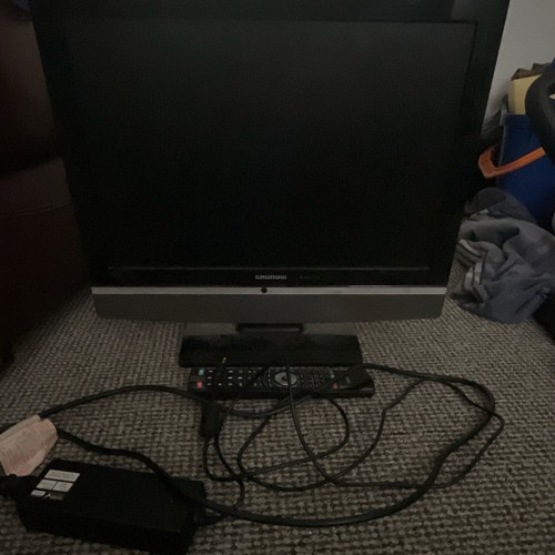Grundig 22in lcd 1080p fhd - lcd,