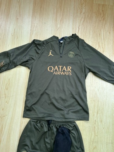 Men size small - size, green