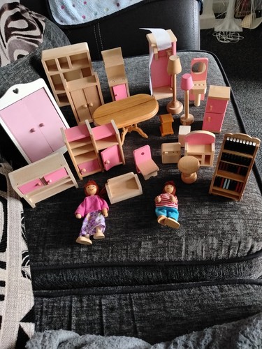 Wooden dolls house - dolls,