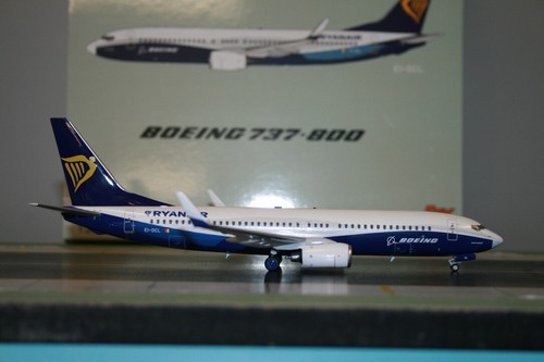Fox inflight200 200 - j-fox/inflight200, 1:200