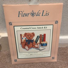 Anchor fleur de Lis counted