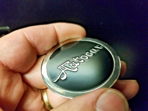Autocar hubcap medallion - medallion, set