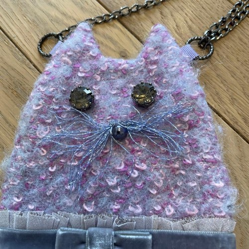 Anna sui mini cat - anna,