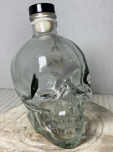 Crystal head vodka - head, skull