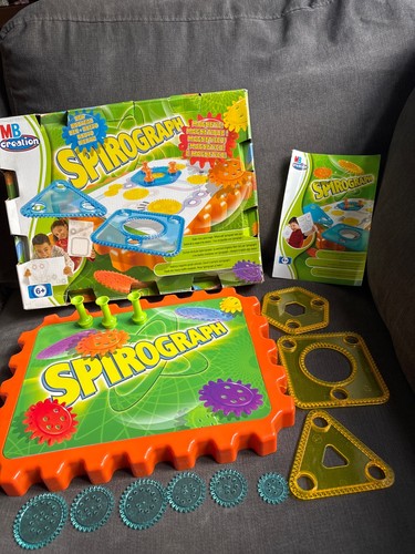 Spirograph set creations - spirograph,