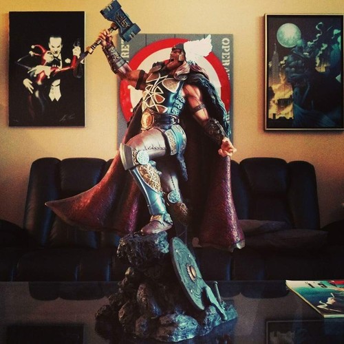 Thor statue arh studios - statue,