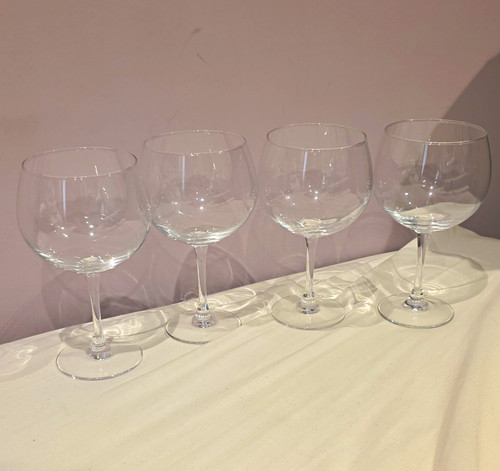 Set clear glass stemmed - 4,