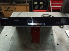 Samsung DVD-SH871M (160GB) DVR Excellent condition with original remote control.