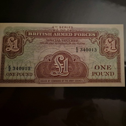 Uncirculated banknote british - banknote,,