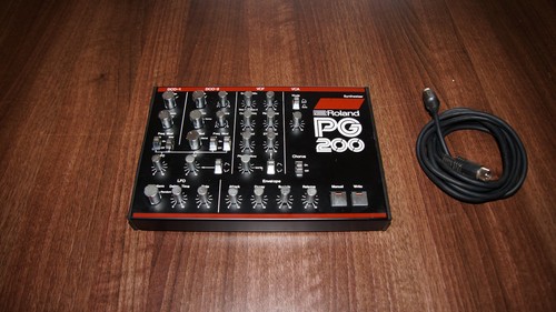 Roland pg200 programmer for - roland,