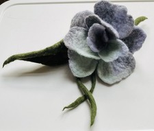 HANDMADE FELTED WOOL BROOCH/CORSAGE/PIN FLOWER Art Blue Green 