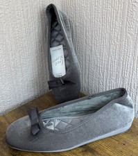 Never Worn Soft Baller Pump Slippers 5