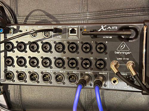 Behringer air xr18 - behringer,