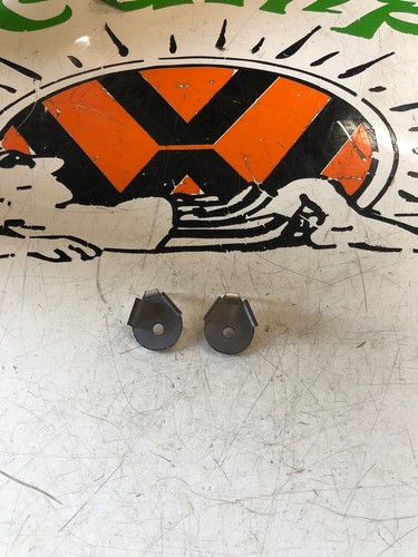 Armrest repair brackets - t4,