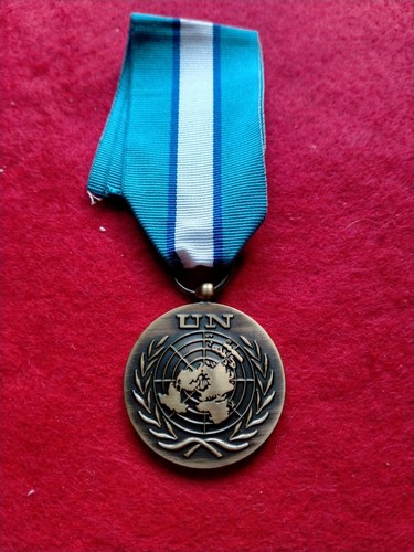 Cyprus medal and - un,