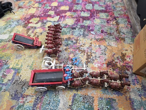 Budweiser horse drawn wagon - ,