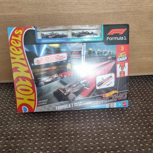 Hot wheels racing formula - hot,