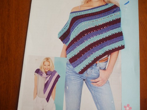 Crochet pattern ladies poncho - ladies,