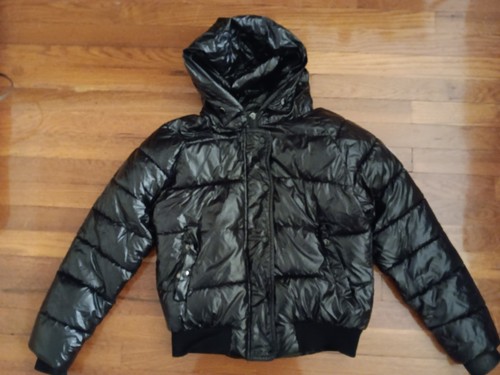 Black hooded puffer jacket - hooded,