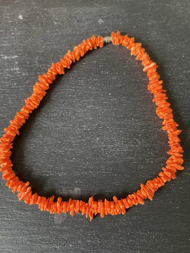 Vintage coral chip - chip, necklace
