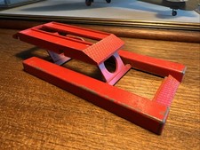 Vintage DCMT Die Cast Crescent Toys Car Garage Service Inspection Ramp / Lift