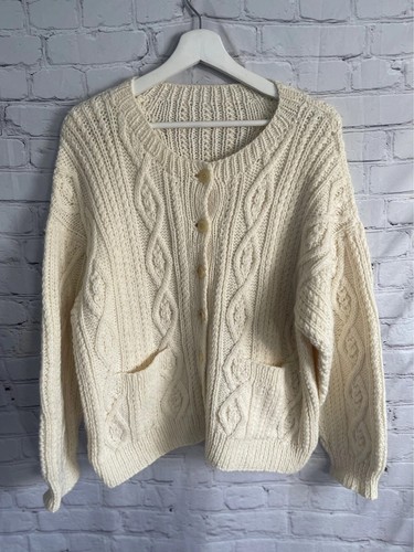 Handknit aran cable knit - cable,