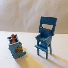 Doll Toi dolls house highchair