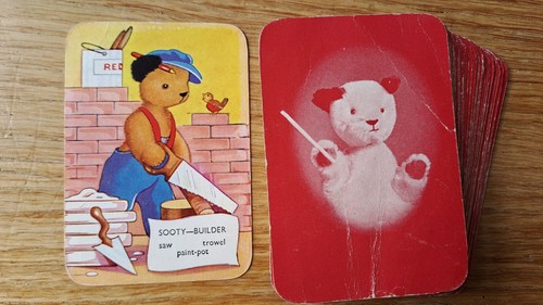 Vintage 1960s sooty card game - card,