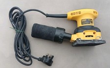 Dewalt D26441  Sheet Palm Sander