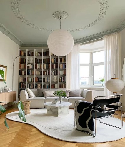 Hand tufted kidney - tufted,